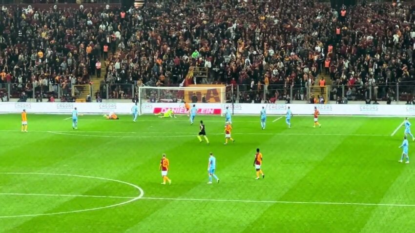 GALATASARAY 2-1 Bitexen Antalyaspor Kerem Aktürkoğlu 2.Gol Tribün Çekim 26.02.2024 #gsvant Bitexen 2022